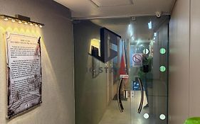STUDIO 202 | WIFI 600MB | RESIDENCIAL JC, um lugar para ficar.